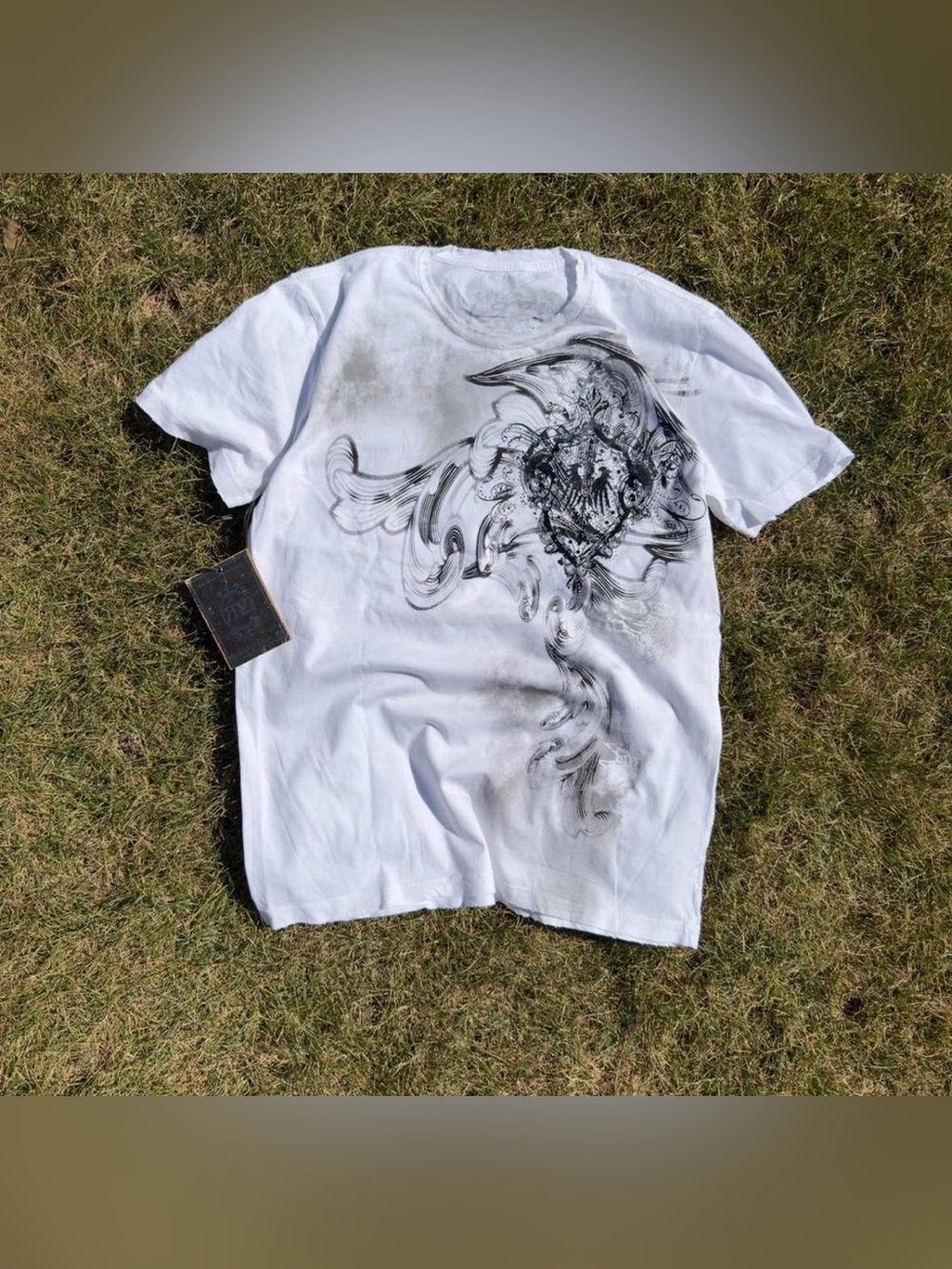 White Short-Sleeve Men's Graphic Tee with Black Abstract Print